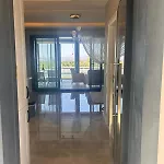 Villa Ant *