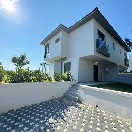 Villa Ant Çeşme